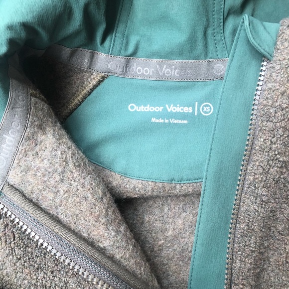 Outdoor Voices MegaFleece Half-Zip Hoodie in Vine - Picture 4 of 8